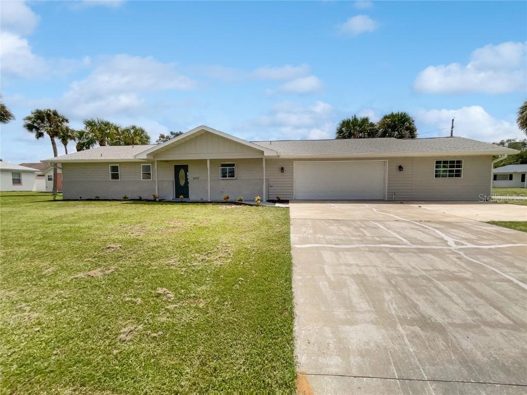1427 E Gate Dr., Venice, FL 34285
