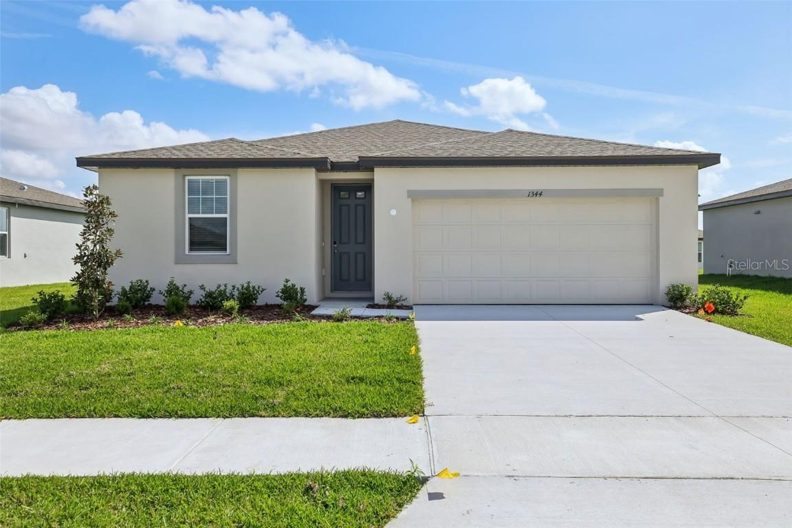 1344 Oak Valley Dr., Auburndale, FL 33823