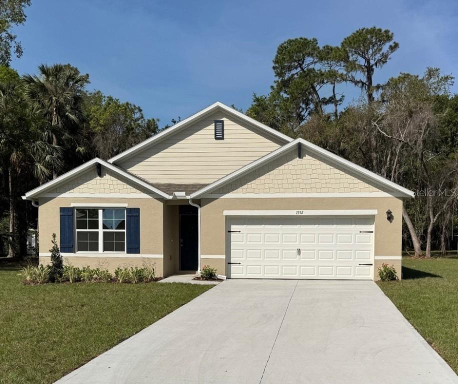 1552 Lakeside Dr., Deland, FL 32720