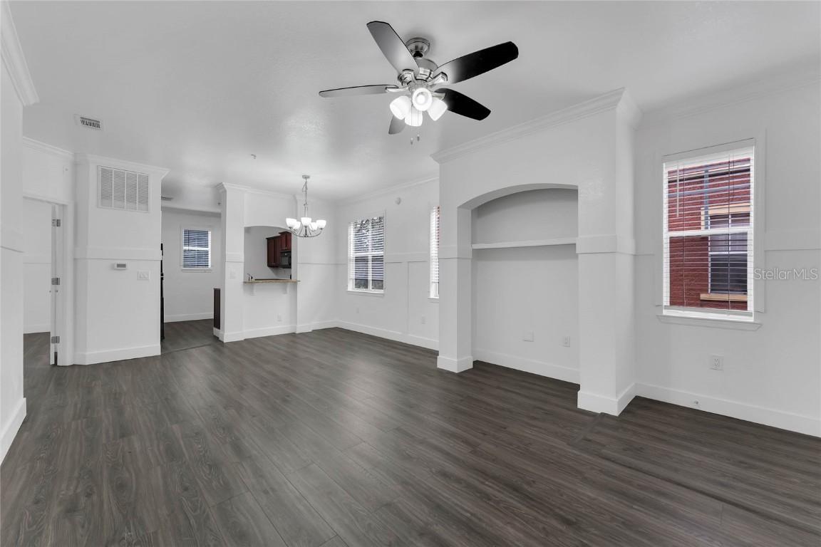 132 Vista Verdi Cir. #220, Lake Mary, FL 32746