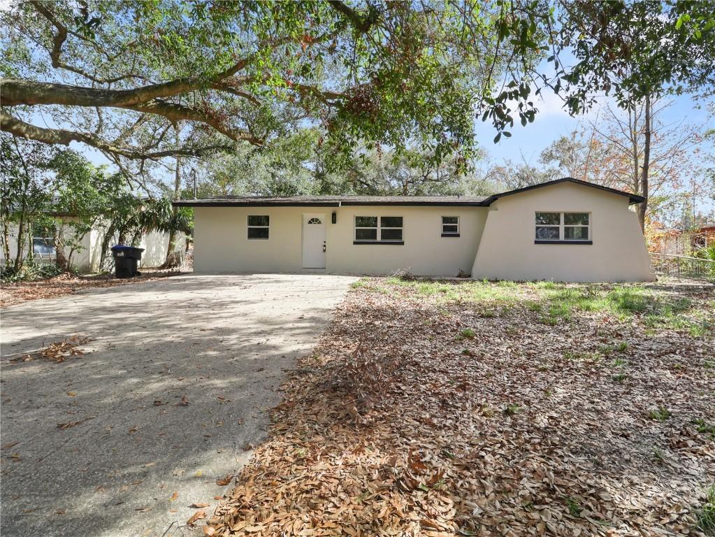 1111 N Hart Blvd., Orlando, FL 32818