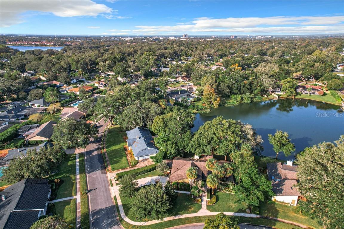 956 Stonewood Ln., Maitland, FL 32751