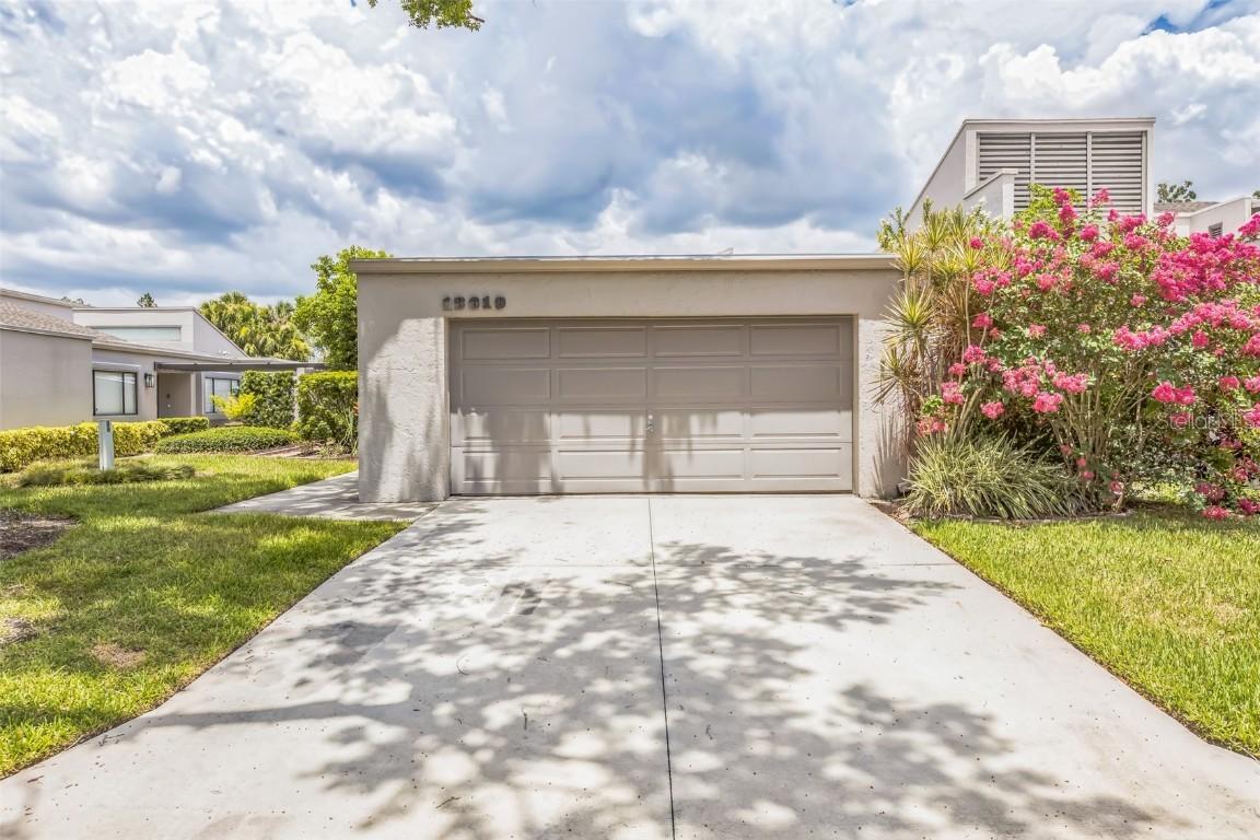13619 Twin Lakes Ln. #15, Tampa, FL 33618