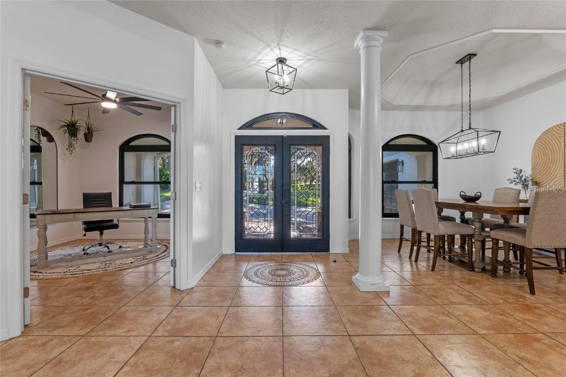 9993 Lake Georgia Dr., Orlando, FL 32817