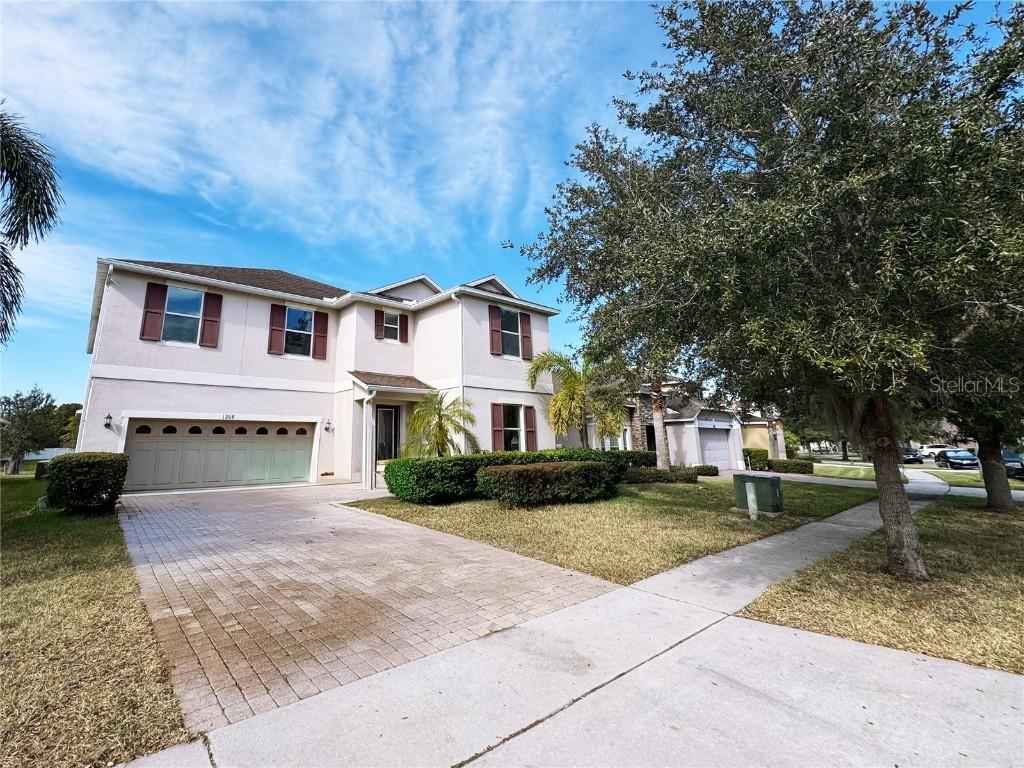 1208 Sawgrass Pointe Dr., Orlando, FL 32824