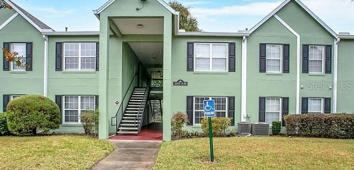2053 Dixie Belle Dr. #2053C, Orlando, FL 32812
