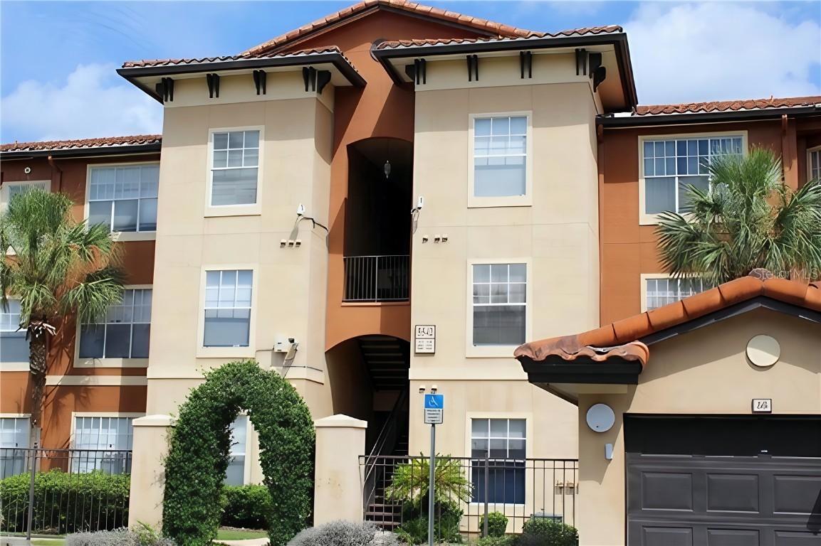 5542 Metrowest Blvd. #206, Orlando, FL 32811