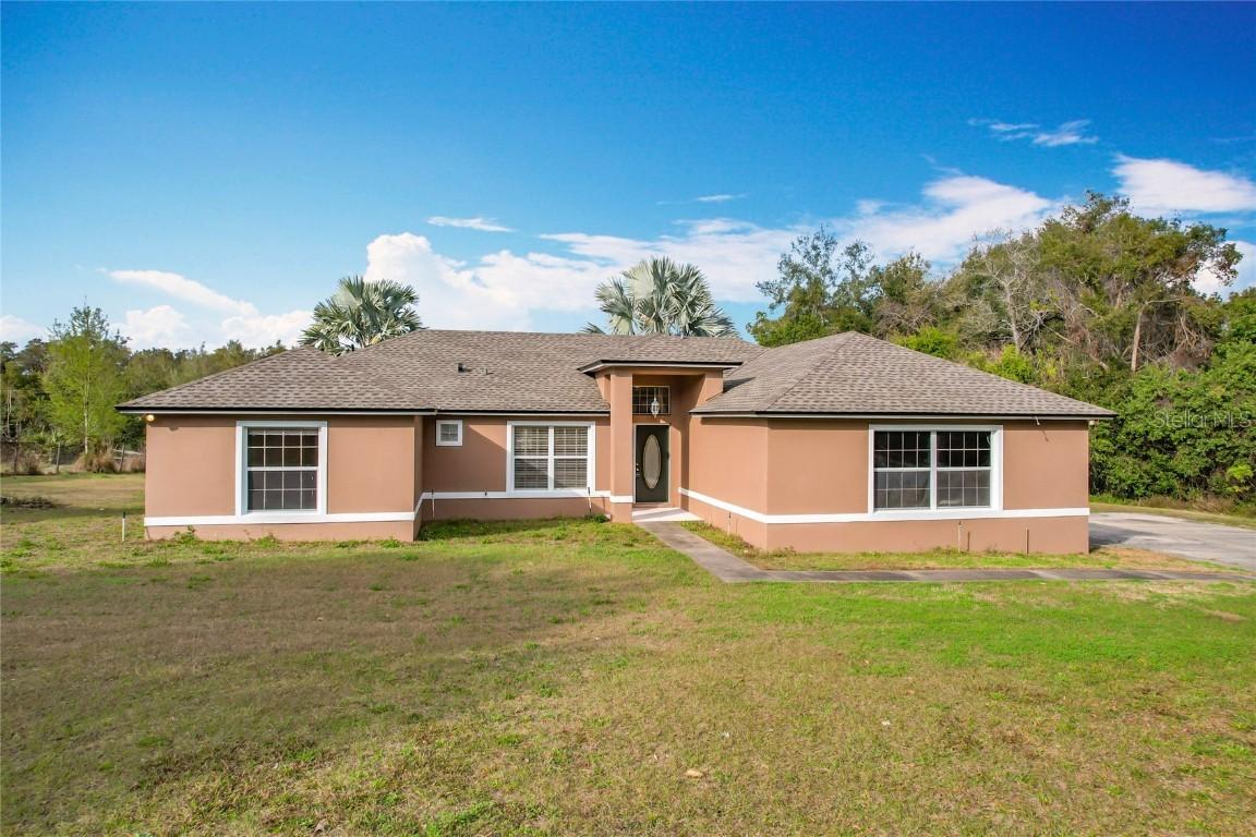 24217 Adair Ave., Sorrento, FL 32776