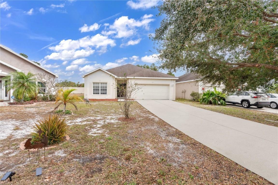 9636 Cypress Harbor Dr., Gibsonton, FL 33534