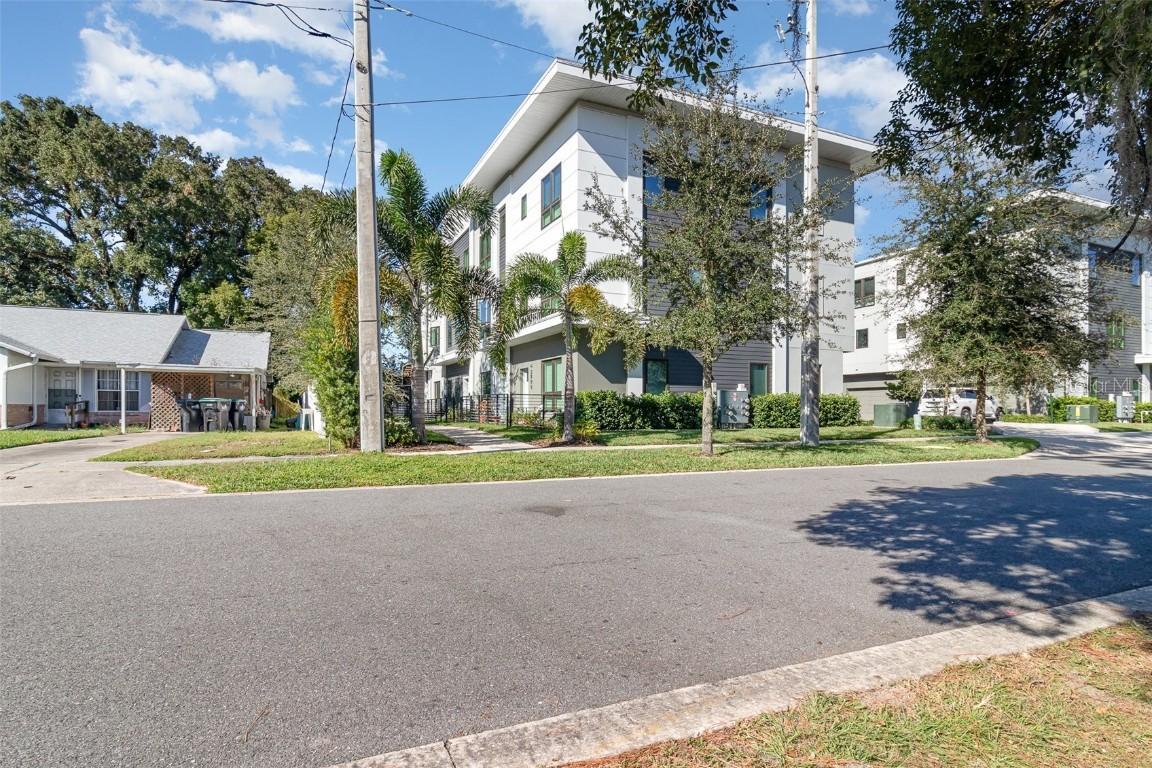2902 Sylvan Ave., Orlando, FL 32806