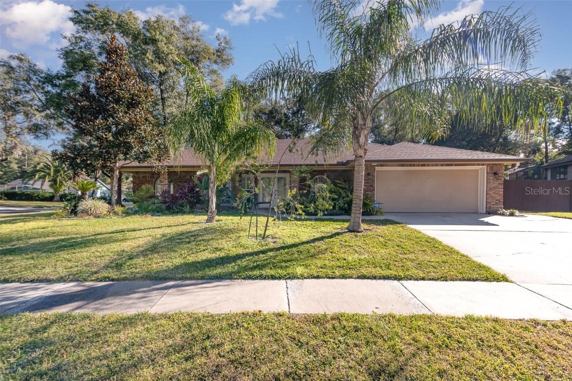 1591 Rockwell Heights Dr., Deland, FL 32724
