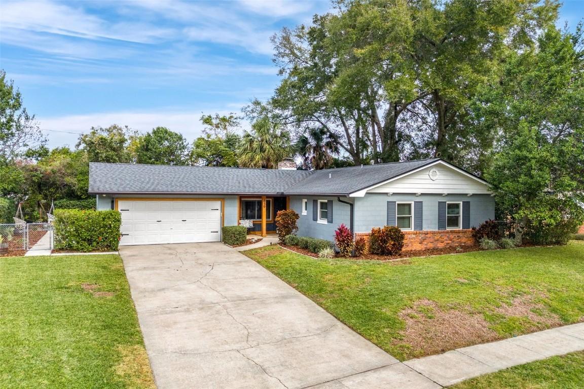 619 Vandenberg St., Altamonte Springs, FL 32701