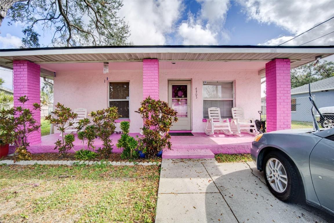 4505 Webster St., Tampa, FL 33610