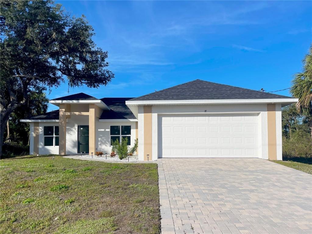 37 Warrington Blvd., Port Charlotte, FL 33954