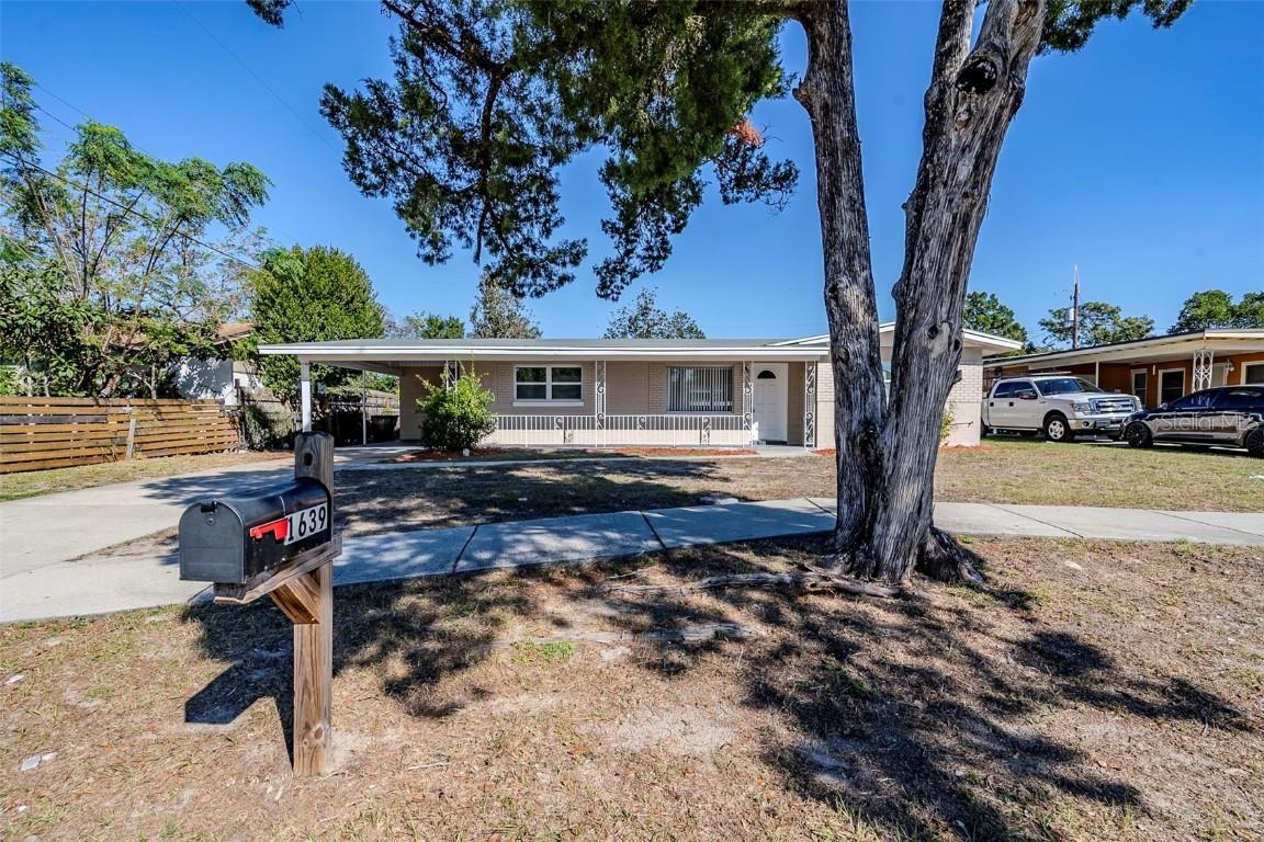 1639 Hialeah St., Orlando, FL 32808