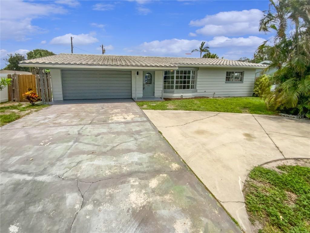 11397 86th Ave., Seminole, FL 33772