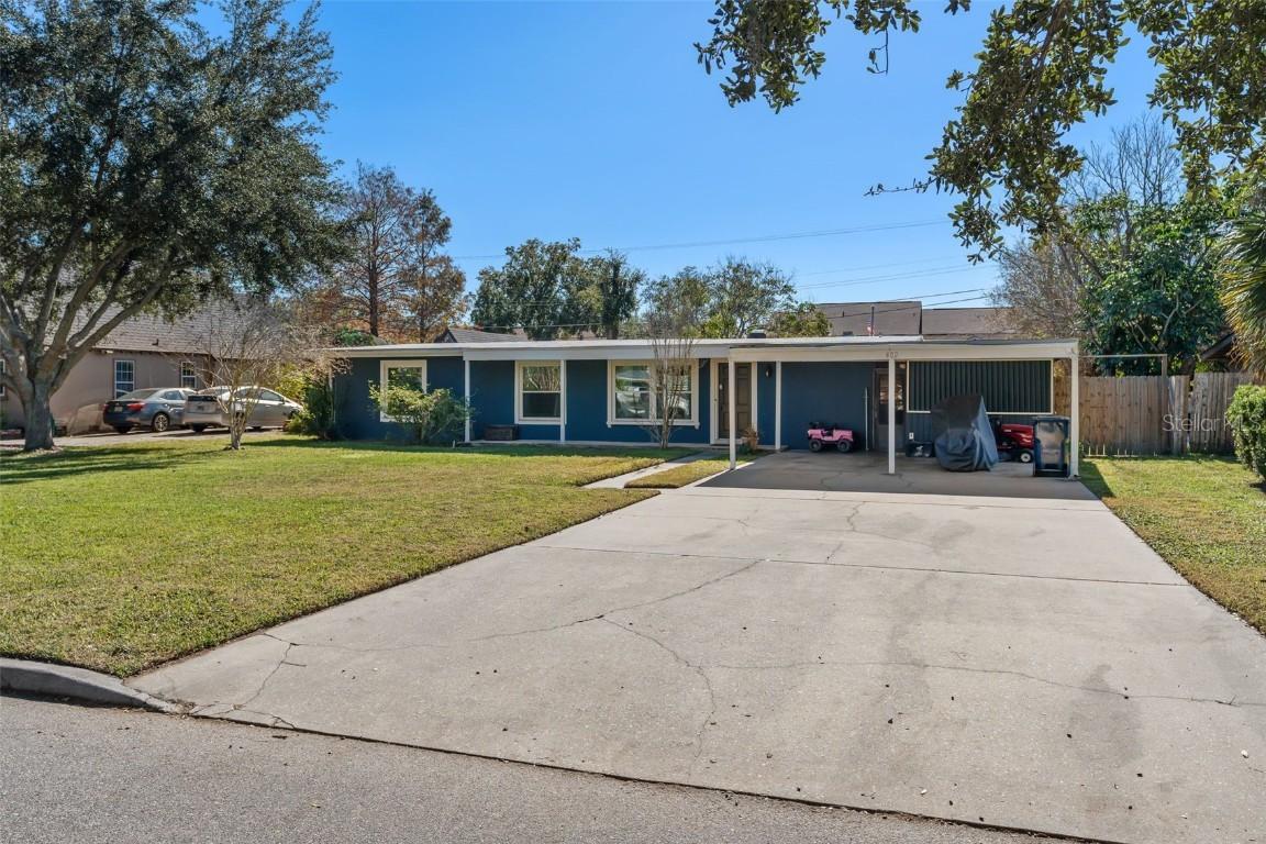 402 Oak Lynn Dr., Orlando, FL 32809