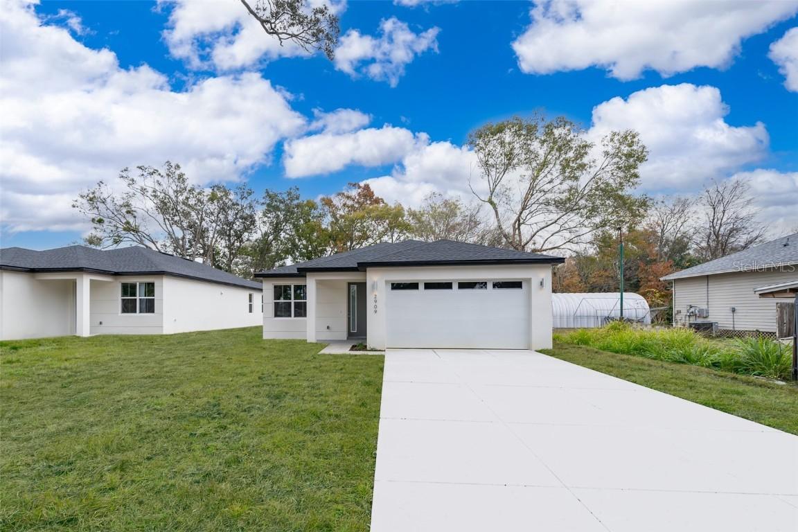 2909 S Palmetto Ave., Sanford, FL 32773