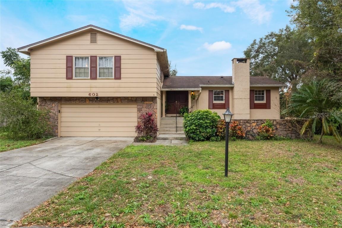 602 Iris St., Altamonte Springs, FL 32714