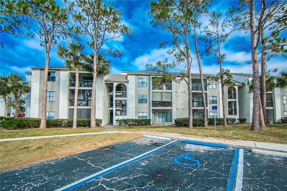 2230 Cascades Blvd. #207, Kissimmee, FL 34741