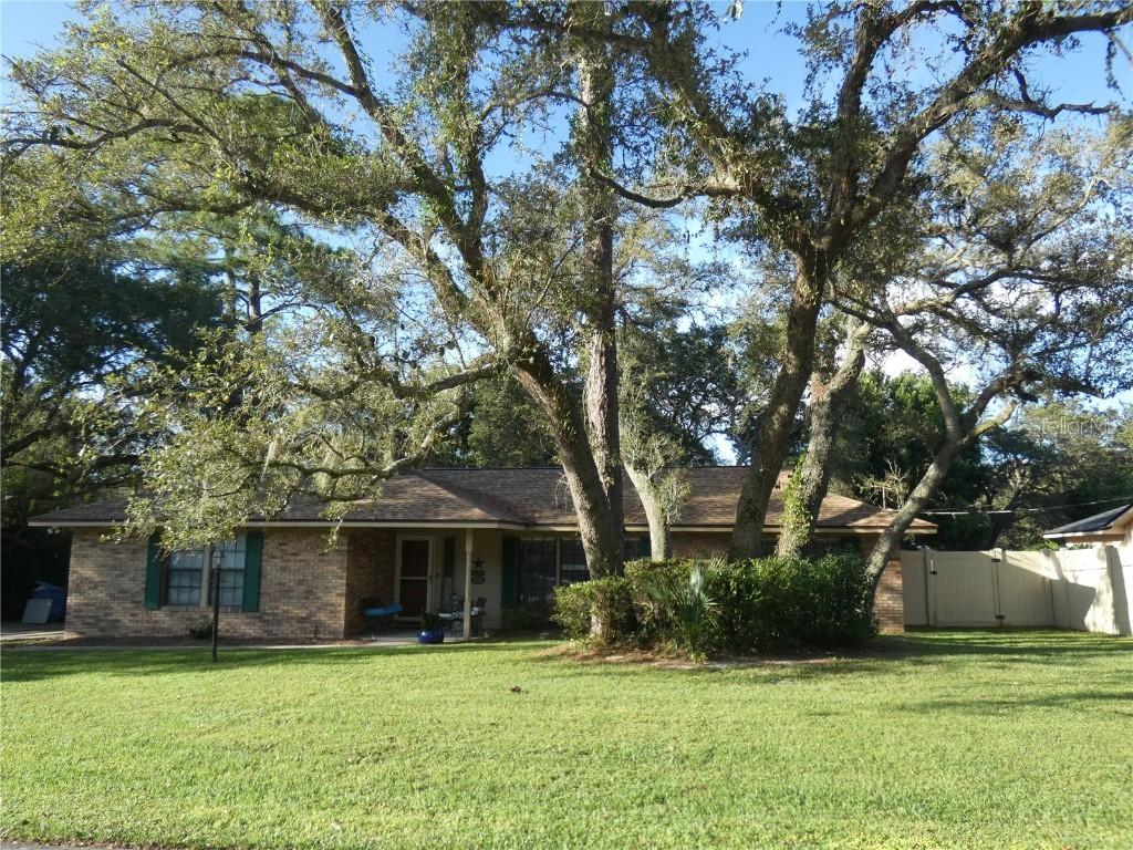 749 E Yorkshire Dr., Deland, FL 32724
