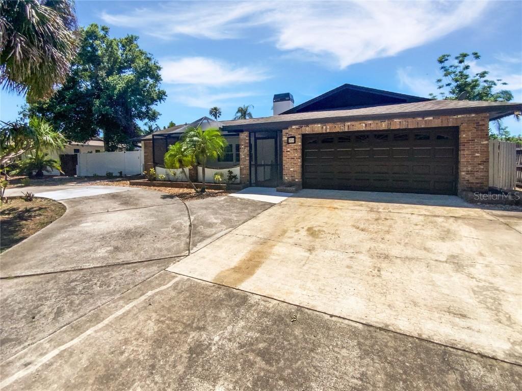 2956 Laurel Ct., Dunedin, FL 34698