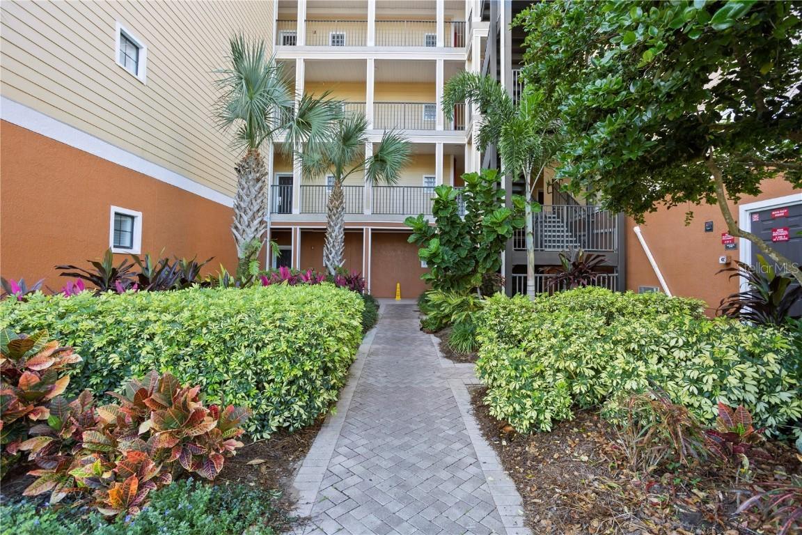3050 Pirates Retreat Ct. #303, Kissimmee, FL 34747