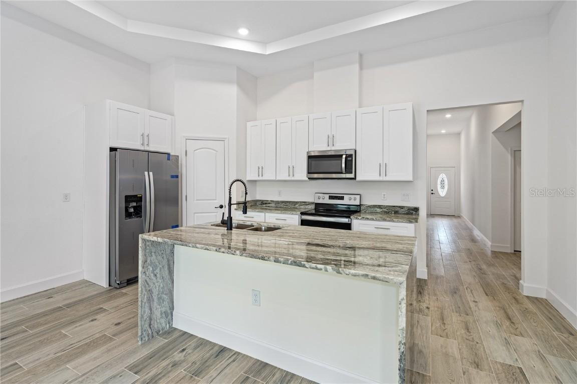 1370 East Pkwy., Deland, FL 32724