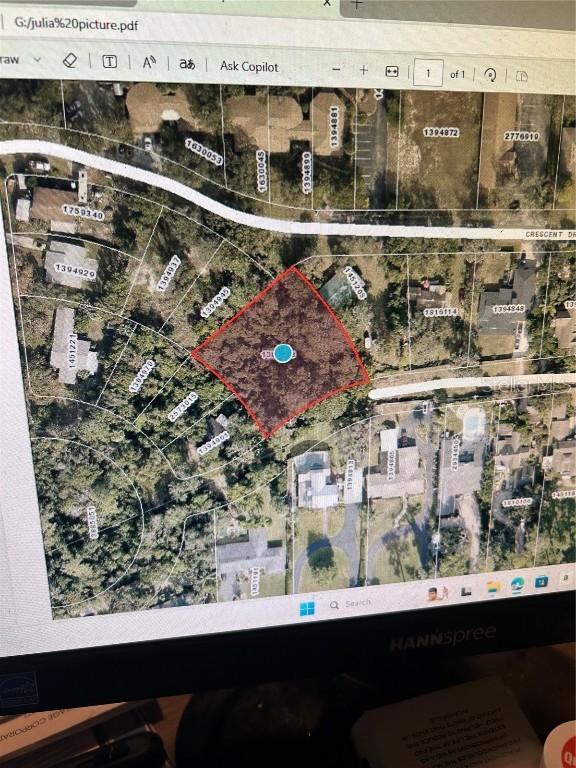 E Julia Ave., Mount Dora, FL 32757