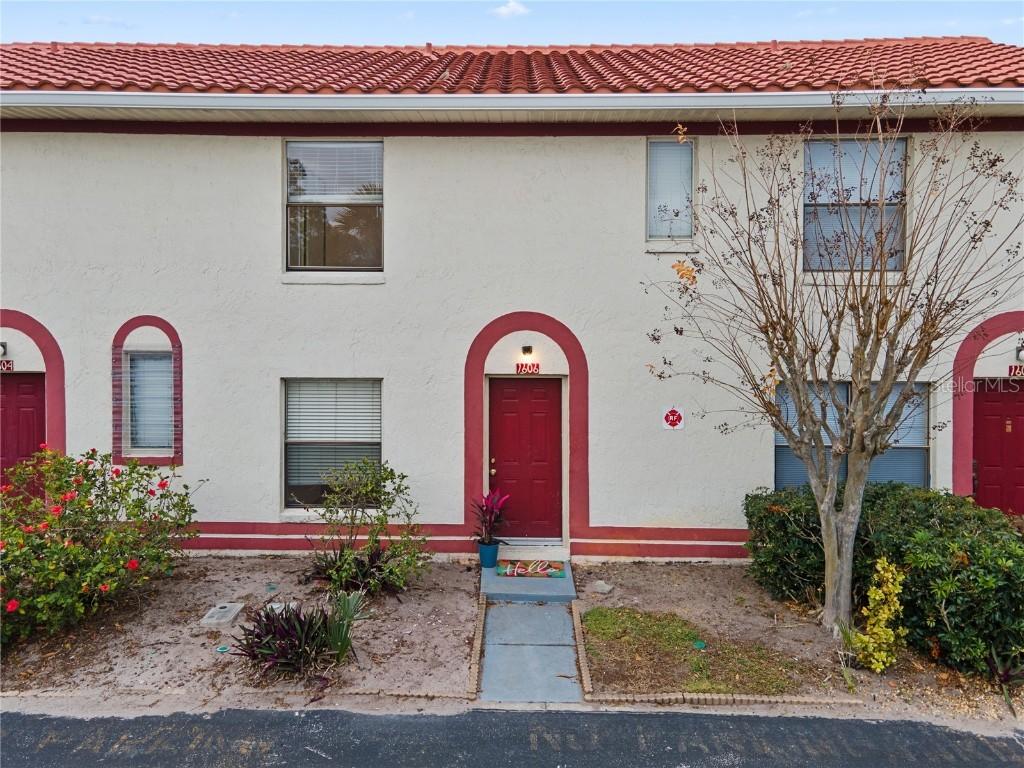 1606 Sandy Point Sq. #53, Orlando, FL 32807