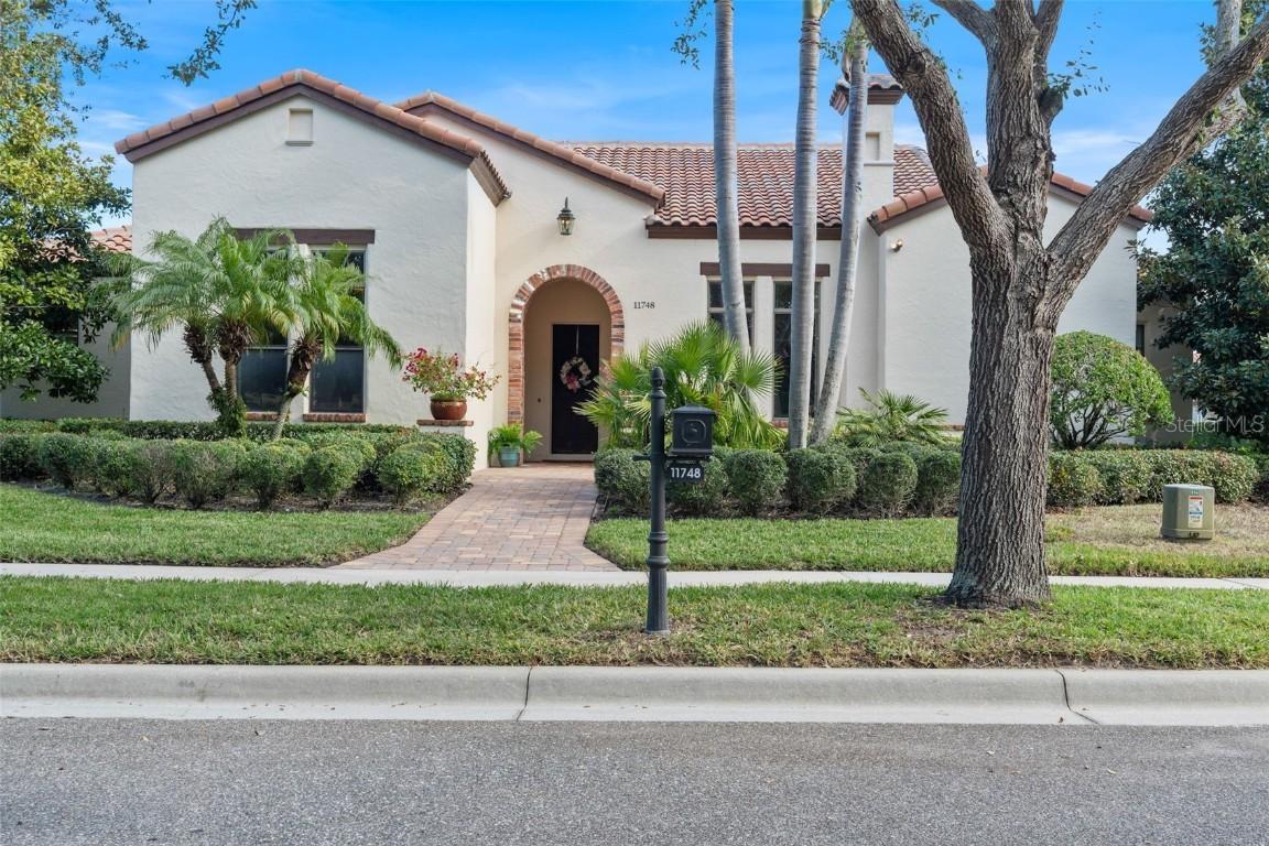 11748 Waterstone Loop Dr., Windermere, FL 34786