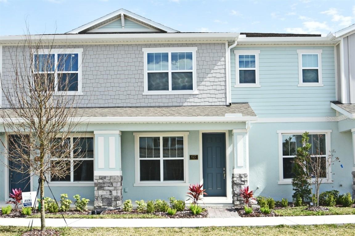 627 Bayhawk St., Debary, FL 32713