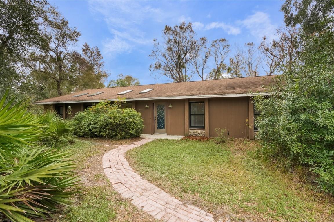 8045 Happy Tr., Kissimmee, FL 34747