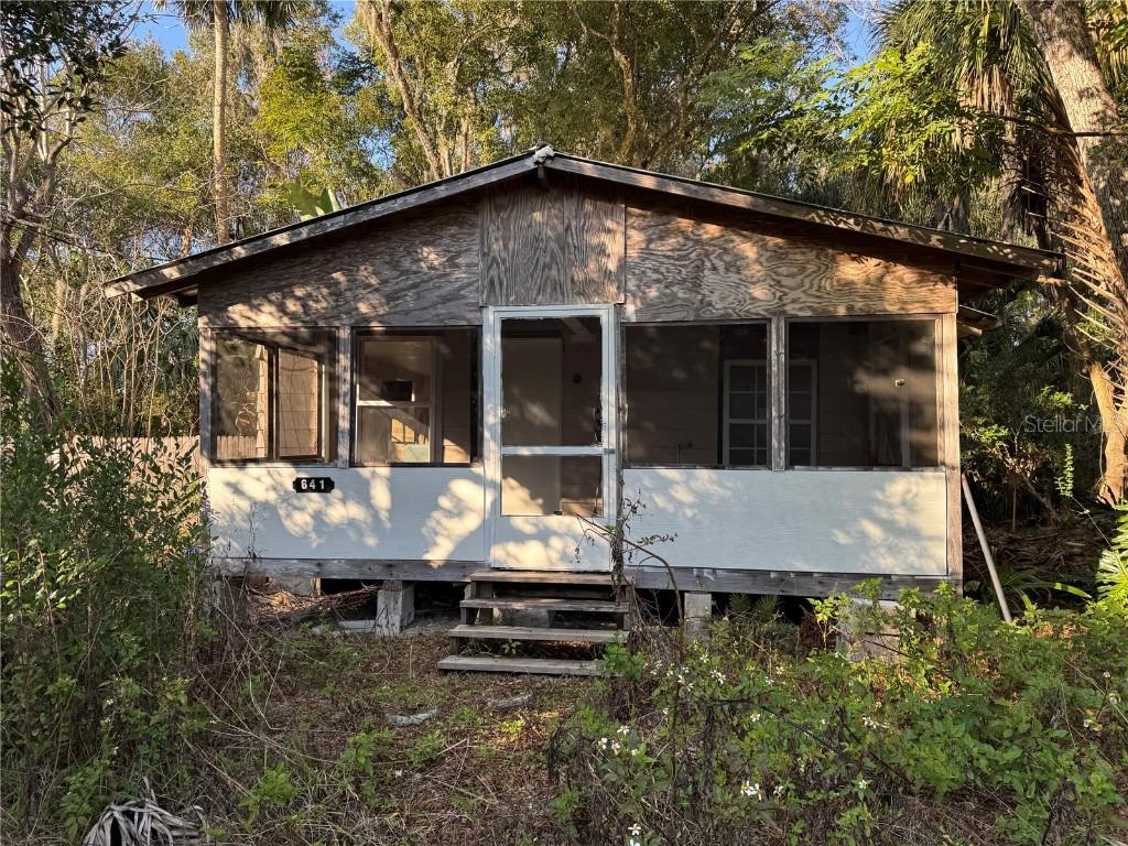 641 W Beresford Rd., Deland, FL 32720