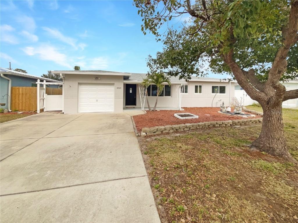 6025 43rd Ave., St Petersburg, FL 33709