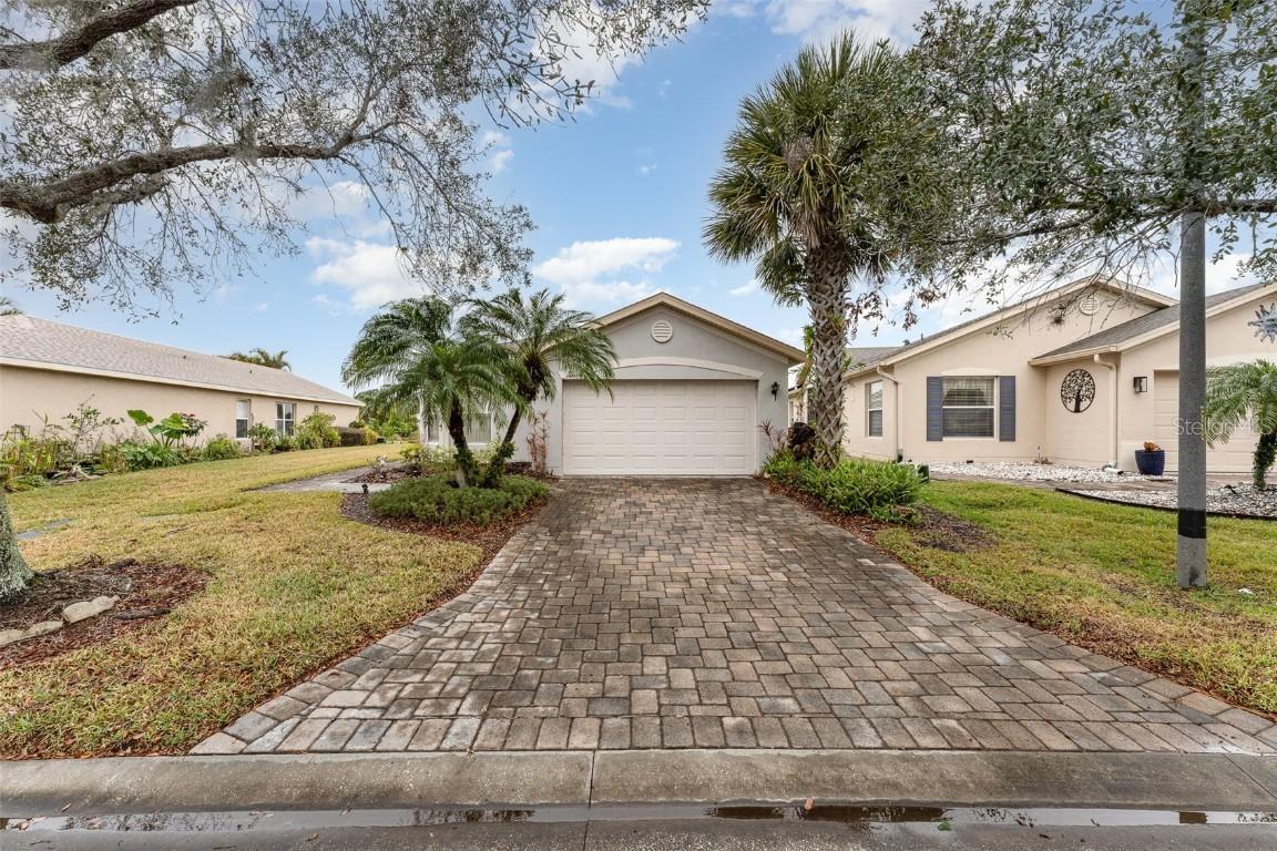 212 Rialto Rd., Kissimmee, FL 34759