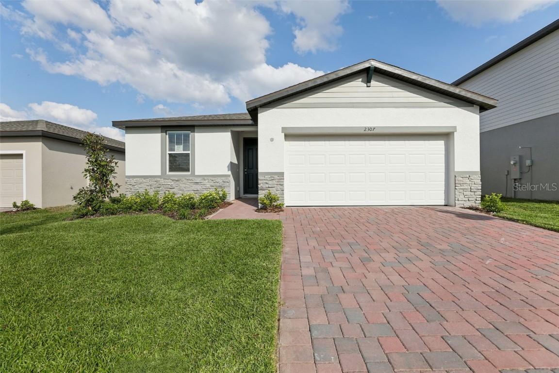 2306 White Tail St., Davenport, FL 33837