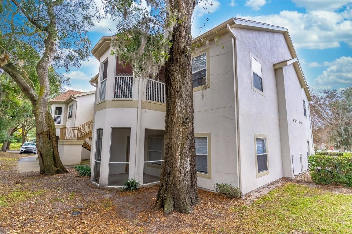 970 N Spring Garden Ave. #512, Deland, FL 32720