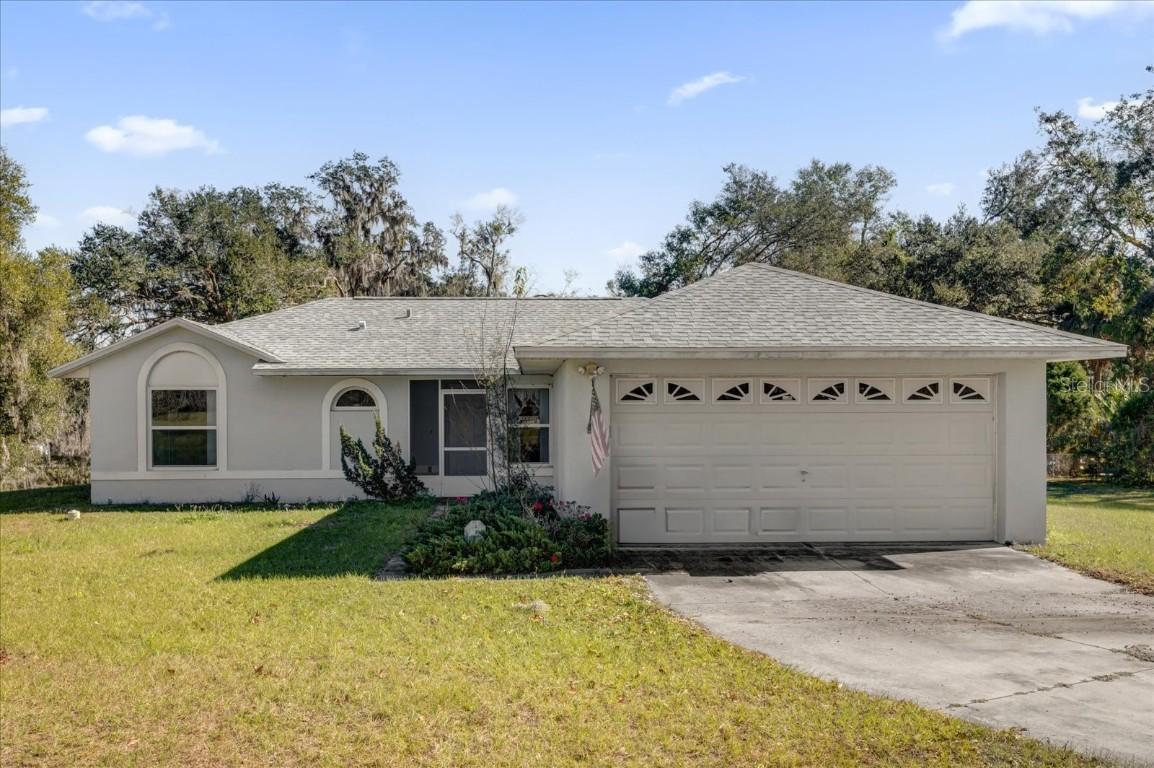 38100 Ricker Dr., Lady Lake, FL 32159