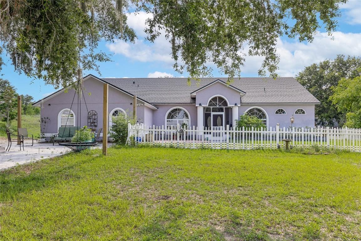 17901 Coralwood Ln., Groveland, FL 34736