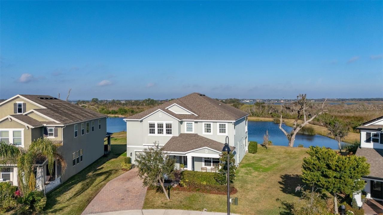 15107 Lake Claire Overlook Dr., Winter Garden, FL 34787