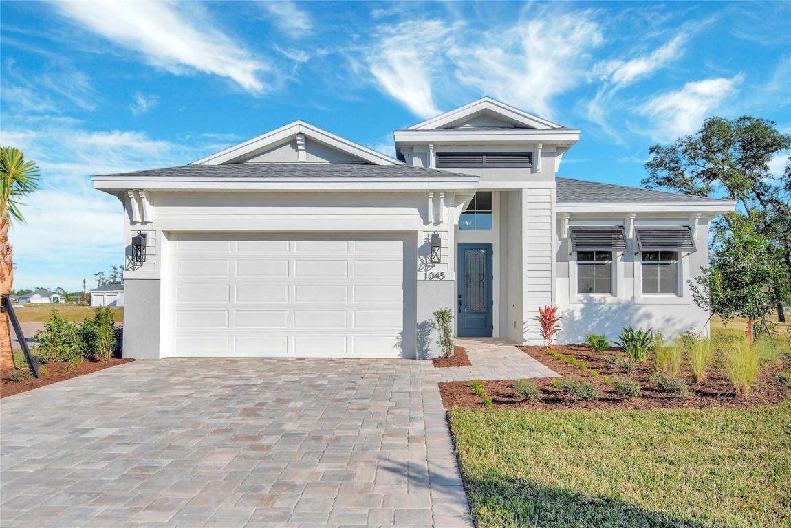 1045 Liliana Dr., Deland, FL 32724