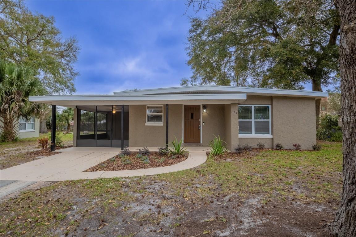124 Pinecrest Dr., Sanford, FL 32773