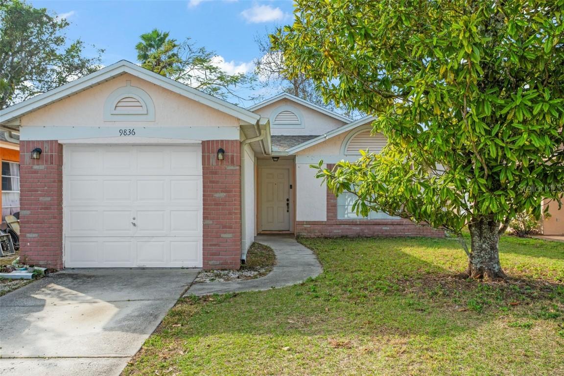 9836 Dean Cove Ln., Orlando, FL 32825