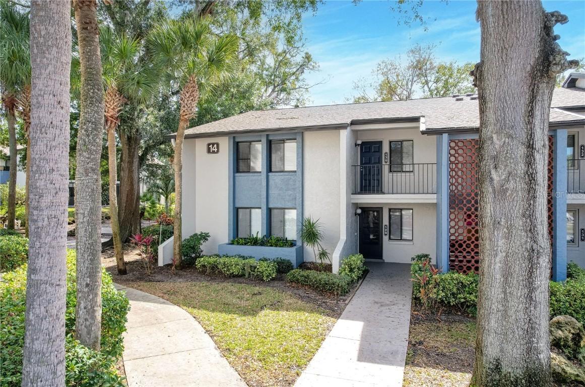 14 Escondido Cir. #129, Altamonte Springs, FL 32701