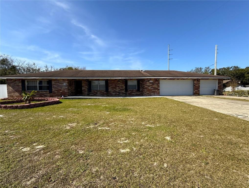 1255 N Highland St., Mount Dora, FL 32757