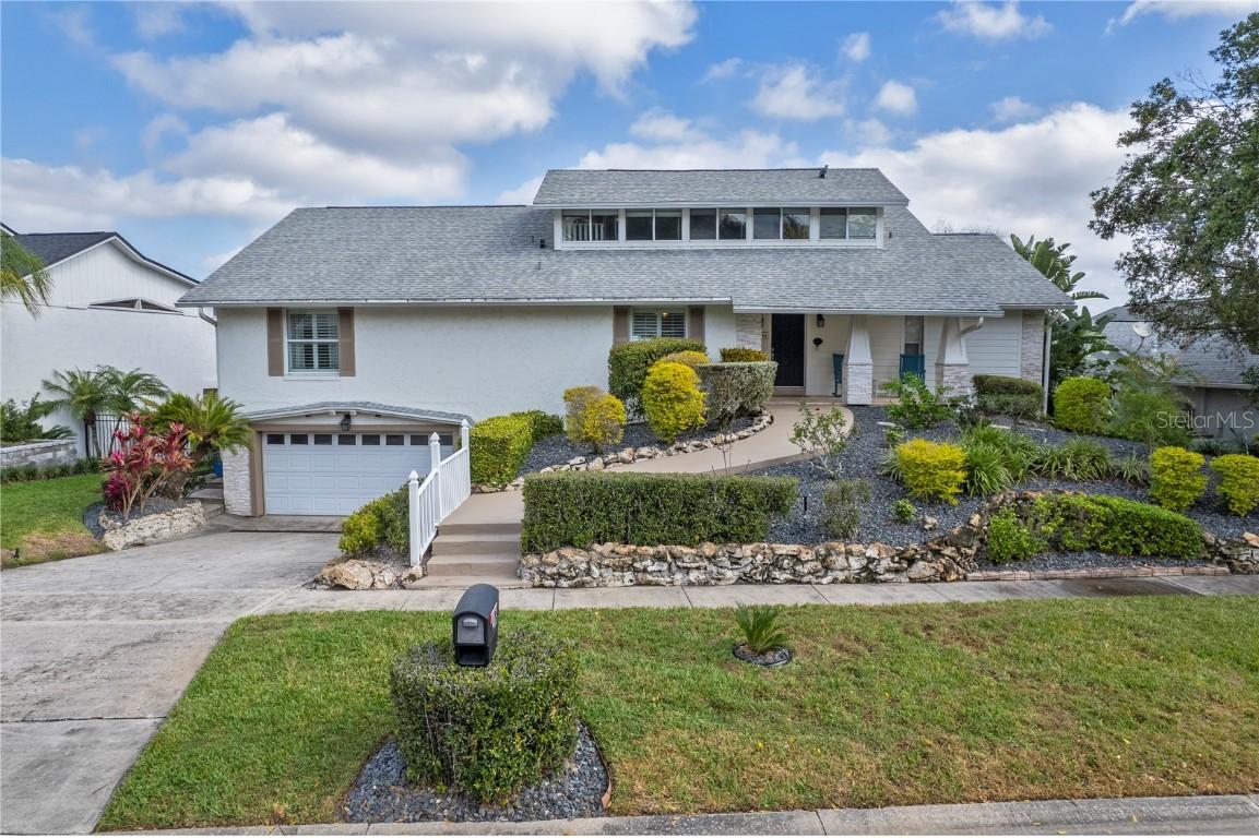 403 Barclay Ave., Altamonte Springs, FL 32701