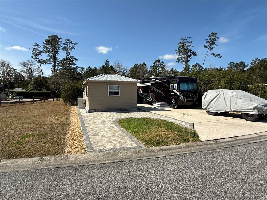 10285 NE 28th Loop, Silver Springs, FL 34488