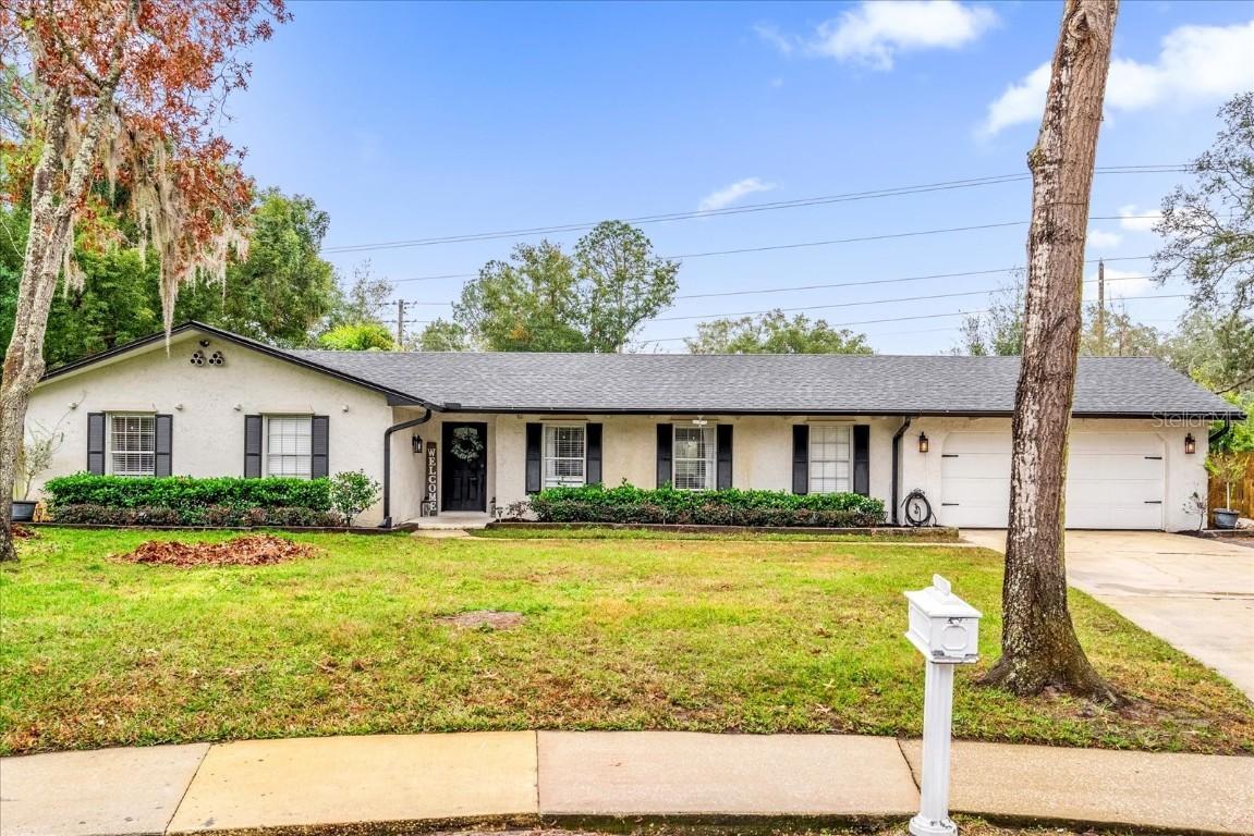 221 Royal Oaks Cir., Longwood, FL 32779