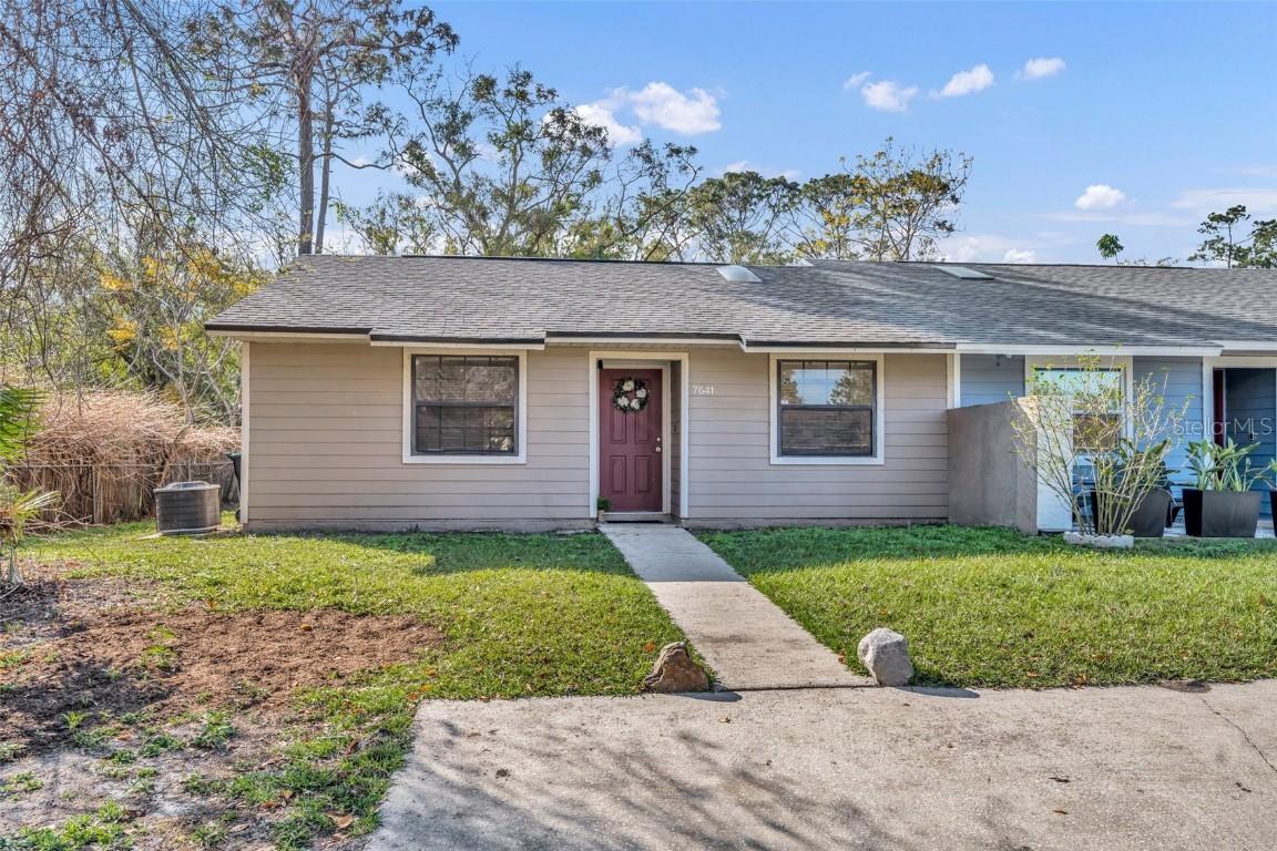 7641 Timber River Cir., Orlando, FL 32807